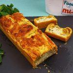 Feuilleté façon beurek, salade verte et vinaigrette à la noisette