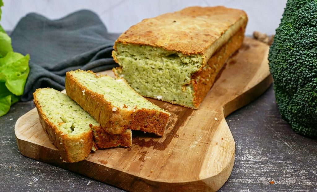 Cake moelleux au chèvre frais et brocoli