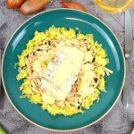 Filet de poisson blanc, sauce crémeuse et tagliatelle aux poireaux