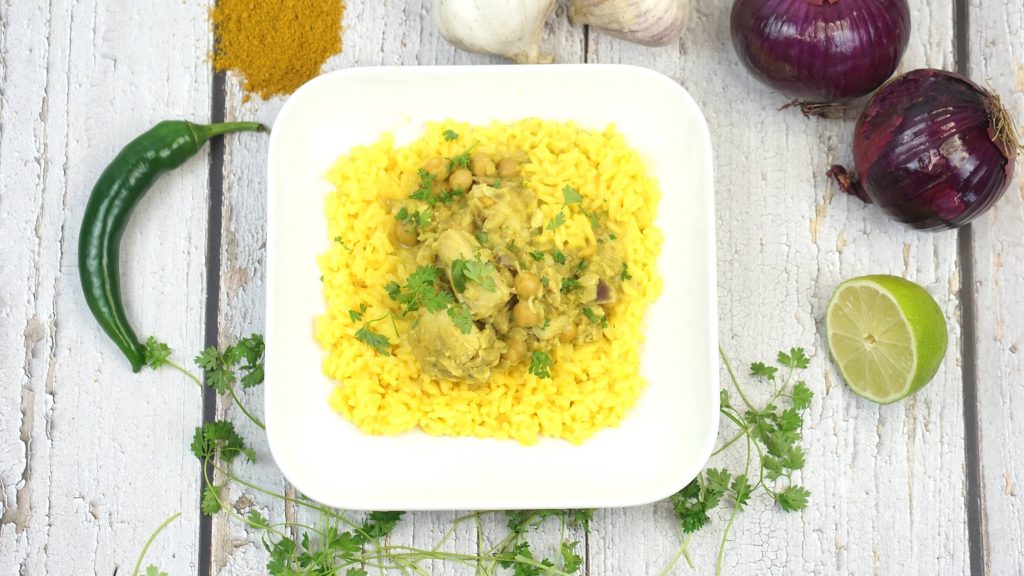 Colombo de poisson et son riz parfumé au curcuma