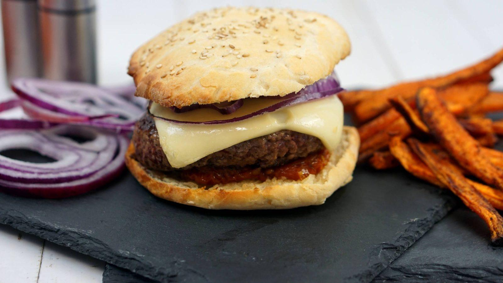 Burger by Foodymix et ses frites de carottes